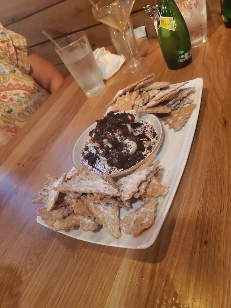 Crust & Cocktails
